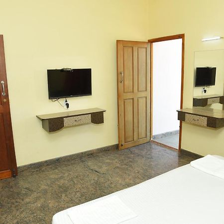 Thiruchendur Stayz Vairavel Residency Tiruchchendūr Exteriér fotografie