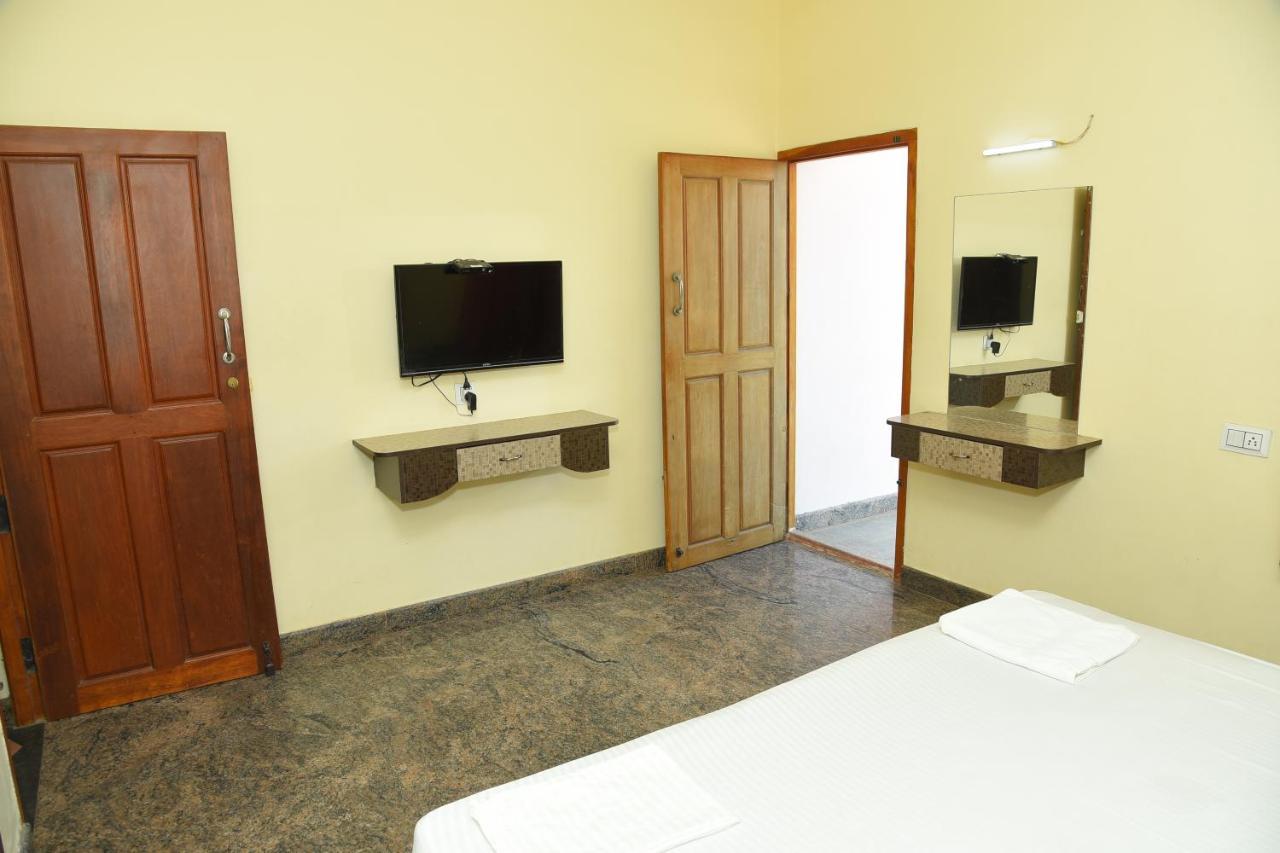 Thiruchendur Stayz Vairavel Residency Tiruchchendūr Exteriér fotografie